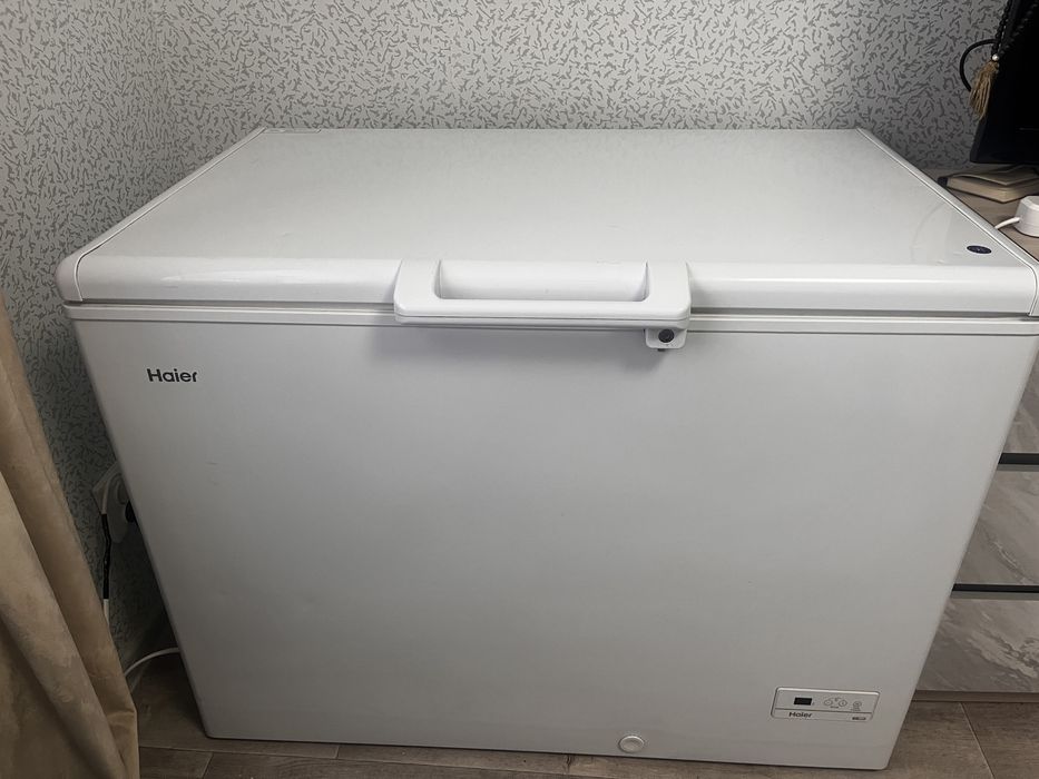 Продаю морозильную камеру, торг уместен