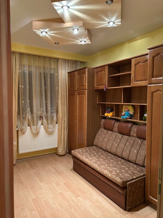 Apartament de închiriat cu 3 camere