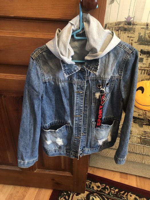 Безрукавка молодежная