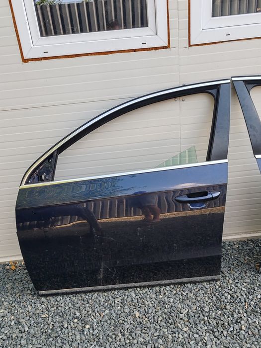 Portiera Vw passat b7 500lei