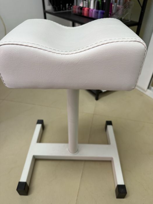 Стойка за педикюр