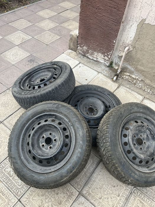 Зимняя резина в сборе на 15
