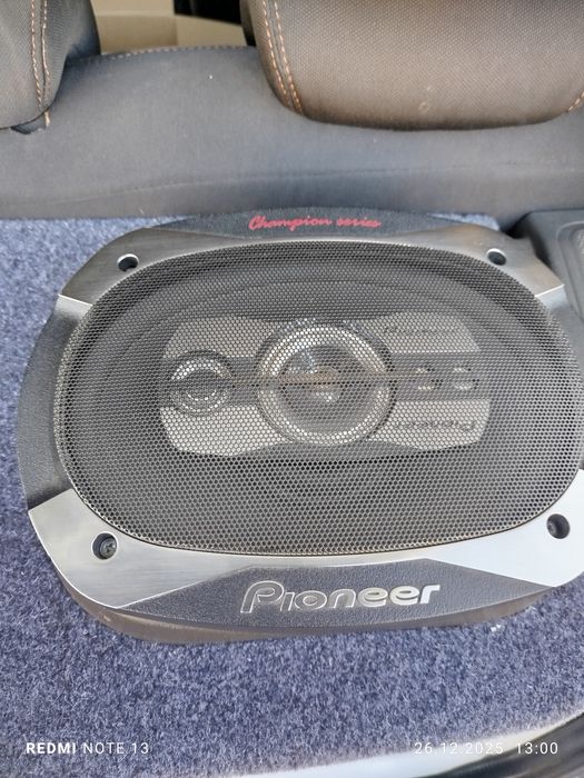 Продам магнитолу