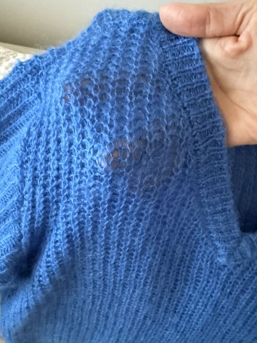 Дамски пуловери Guess