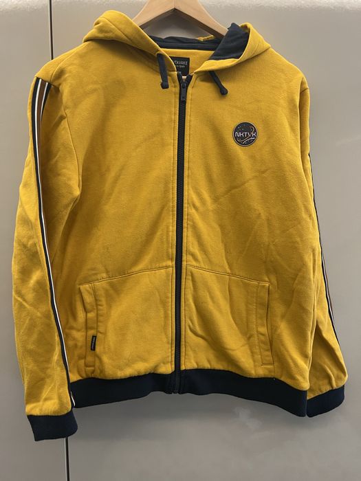 Дрехи за момче 166-172 ръст,Guess,Superdry.Nukutavake