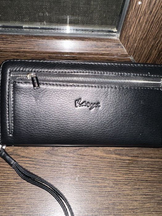 Клатч с логотипом Karya