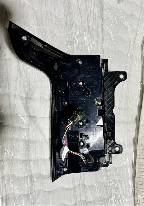 Задние фонари Range Rover L405