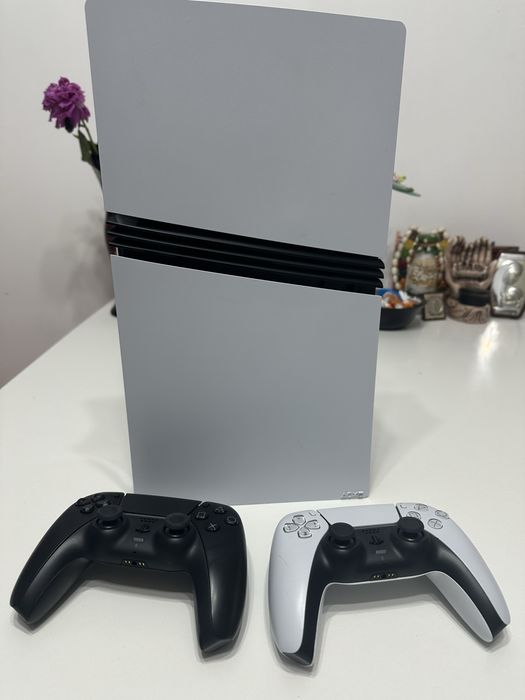 Playstation 5 Pro, Digital Edition, 2 Tb, utilizat