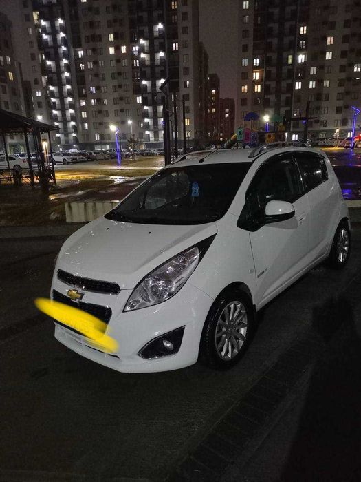 Spark 4 pozitsiya sotiladi