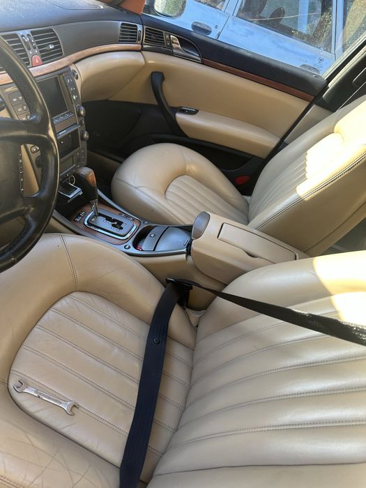 Lancia Thessis 2.4 JTD 175 de cai cutie automata an de fabricatie 2005 .