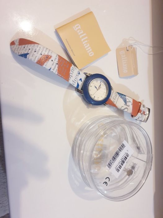 Galliano часовник