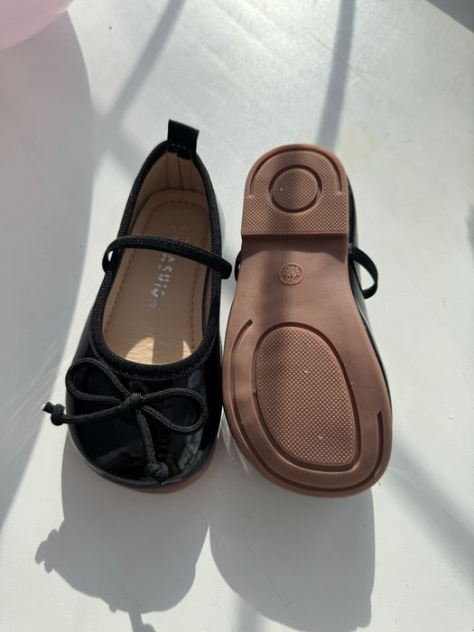 Туфельки для девочки