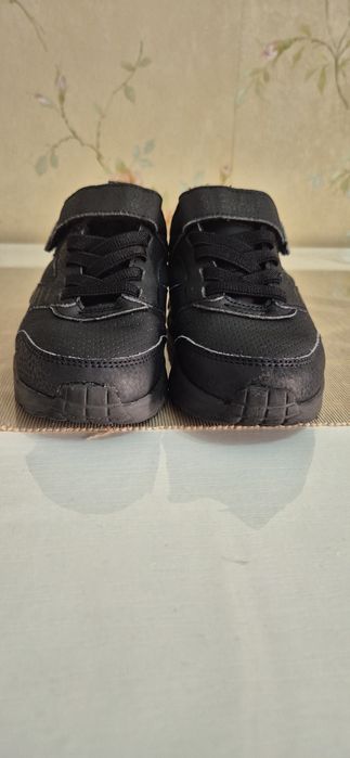 Adidasi Skechers marimea 28,5