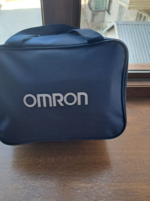 Аппарат я*Омрон* предназначено для вдыхания лекарственных средств