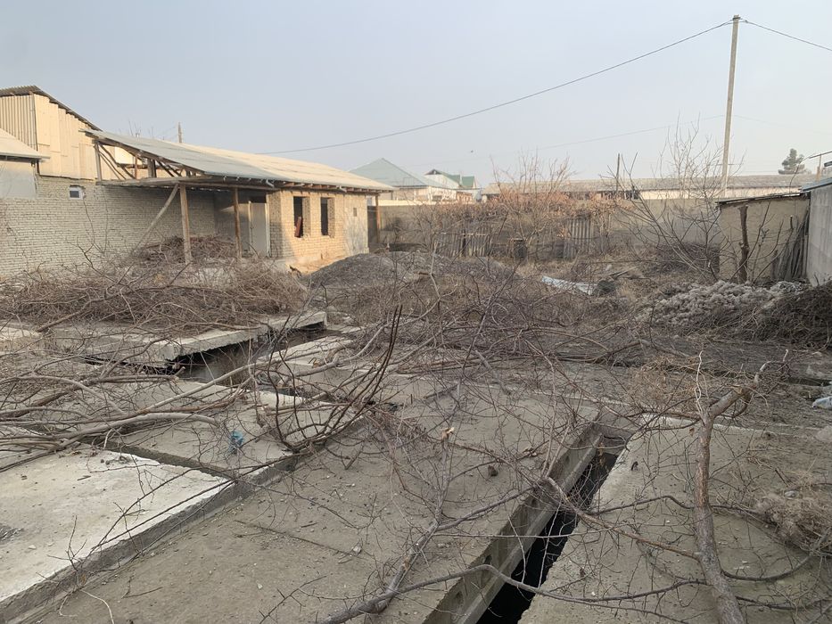 участка сотилади 5.5 сотих