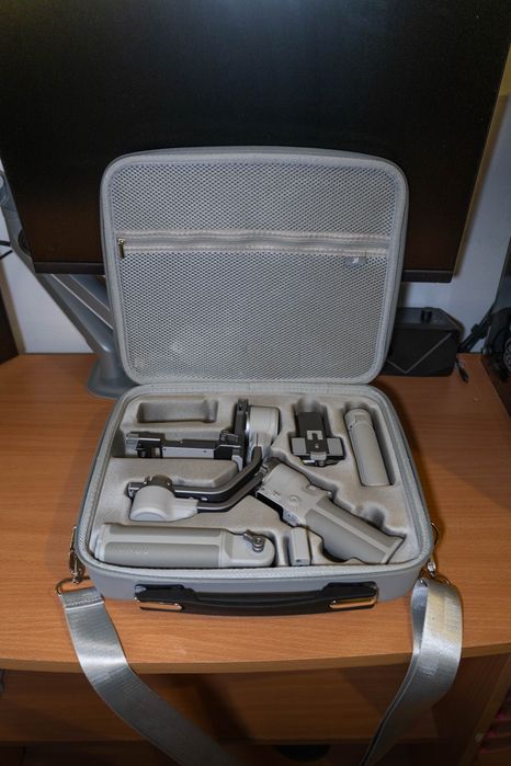 Dji rs4 mini combo + geanta trasport