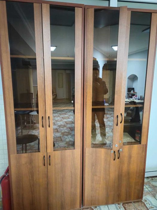 Стулья, кресла, шкафы