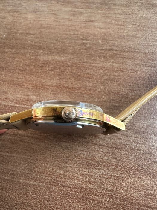 Omega Geneve Омега мъжки часовник от 70те.