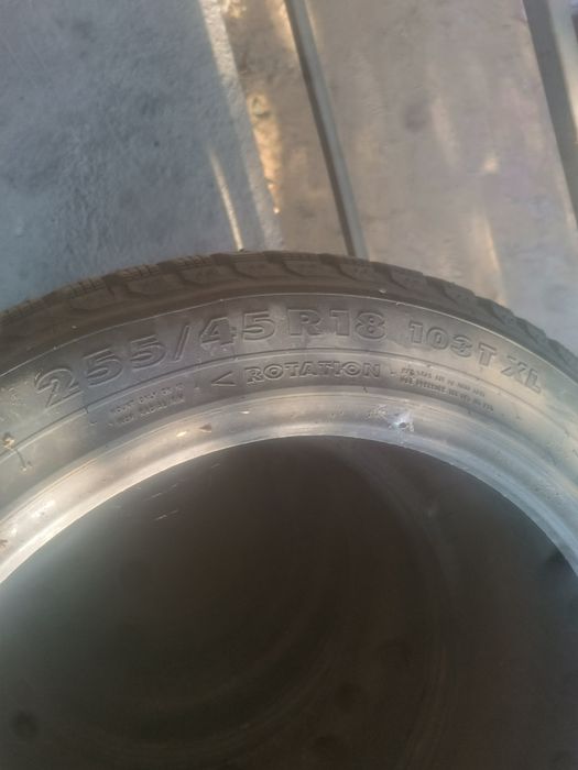 Продам шины R18 зимние