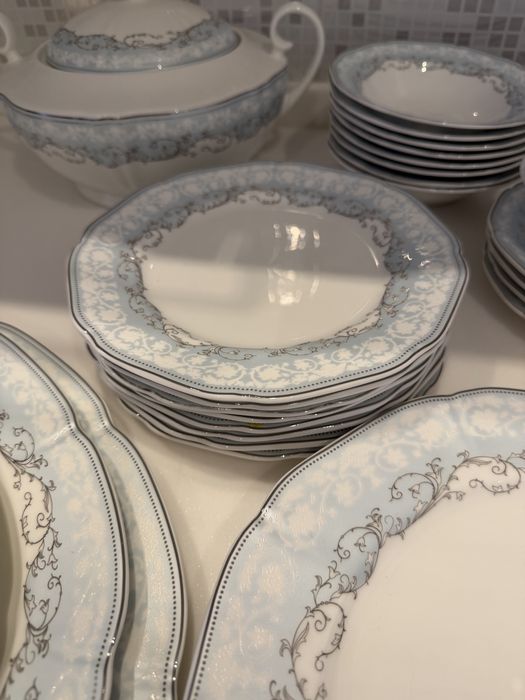 Продам Набор посуды