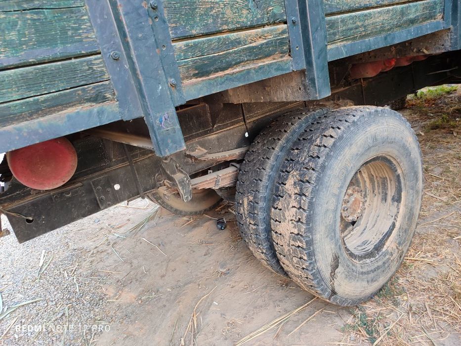 Zil 130 sotiladi yaxshi xolatda