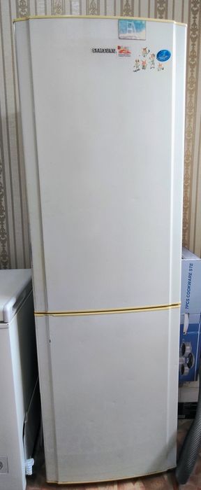 Продам б/у холодильник, состояние среднее, самовывоз