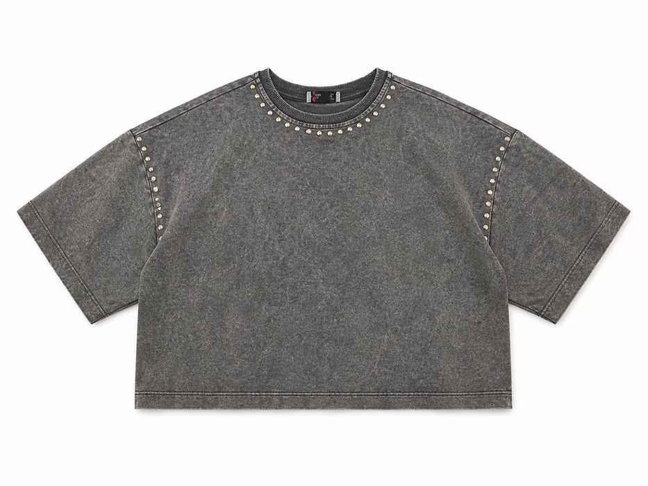 Дамски комлект от две части в сив denim - crop тениска и широк панталон с декоративни капси