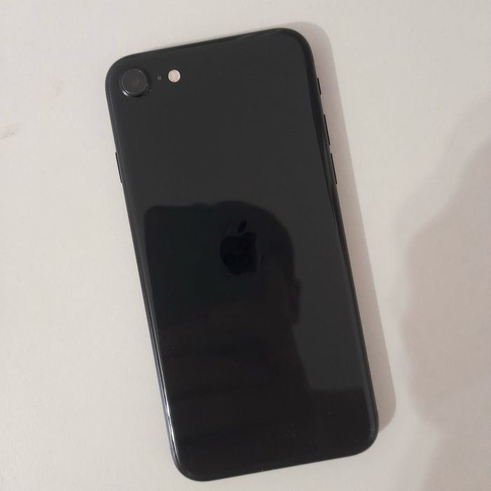 Айфон SE сатылады