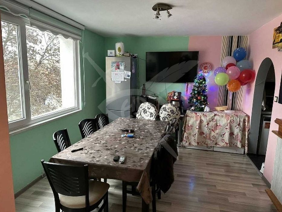 Продава се Етаж от къща в с. Аспарухово, Област Варна - 140 кв.м за 1679 €/кв.м - Снимка #2