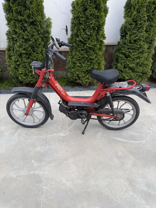 Педелетка Tomos