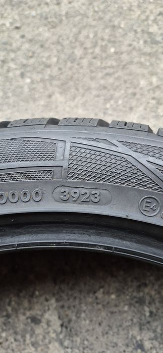 4 anvelope iarna Vredestein,fata 225/45/18,spate 255/40/18.Pret/bucata