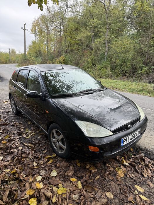 FORD Focus 2001 — imagine 2