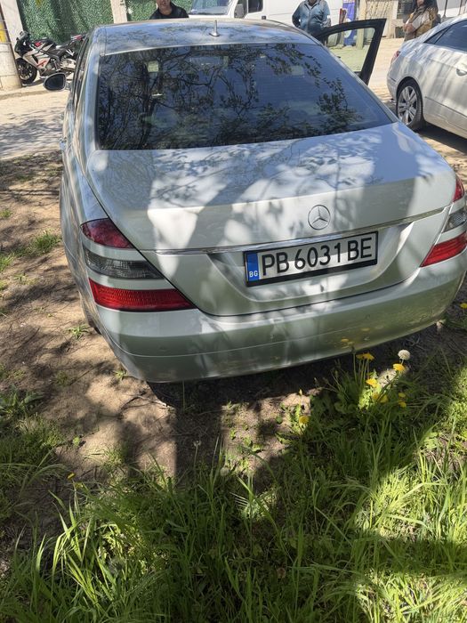 Mercedes S class w221