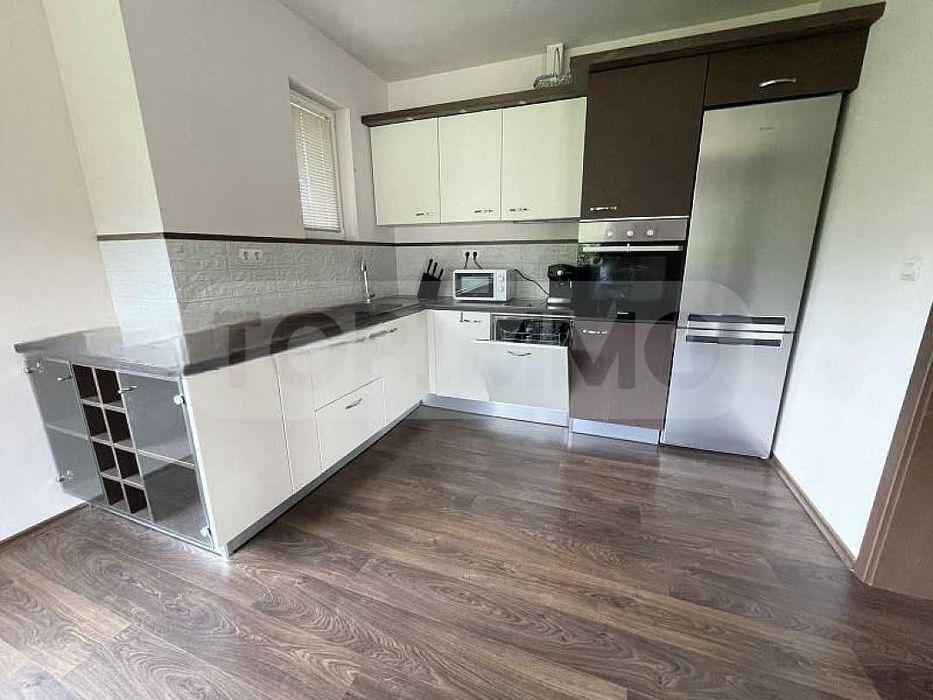 Дава се под наем Къща в Варна, м-т Акчелар - 120 кв.м за 1615.68 € - Снимка #4