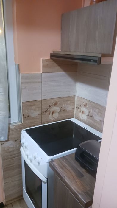 Под. наем апартамент 61 м2 панел