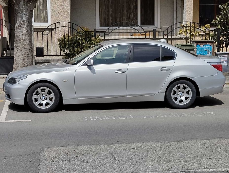 BMW 525i бензин 2004г.