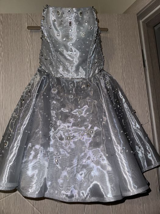 Нова рокля с камъни Amarine