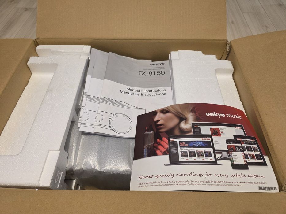 Amplificator integrat Onkyo tx 8150  2x135W