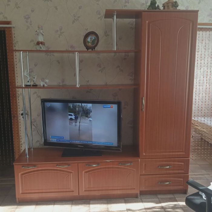 Продам стенку состояние хорошее