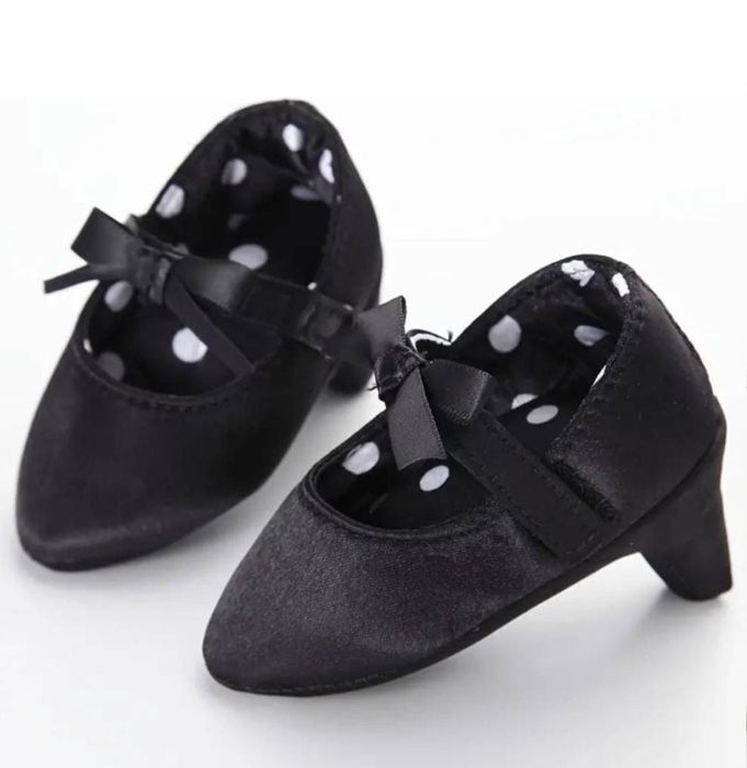 Детские туфельки