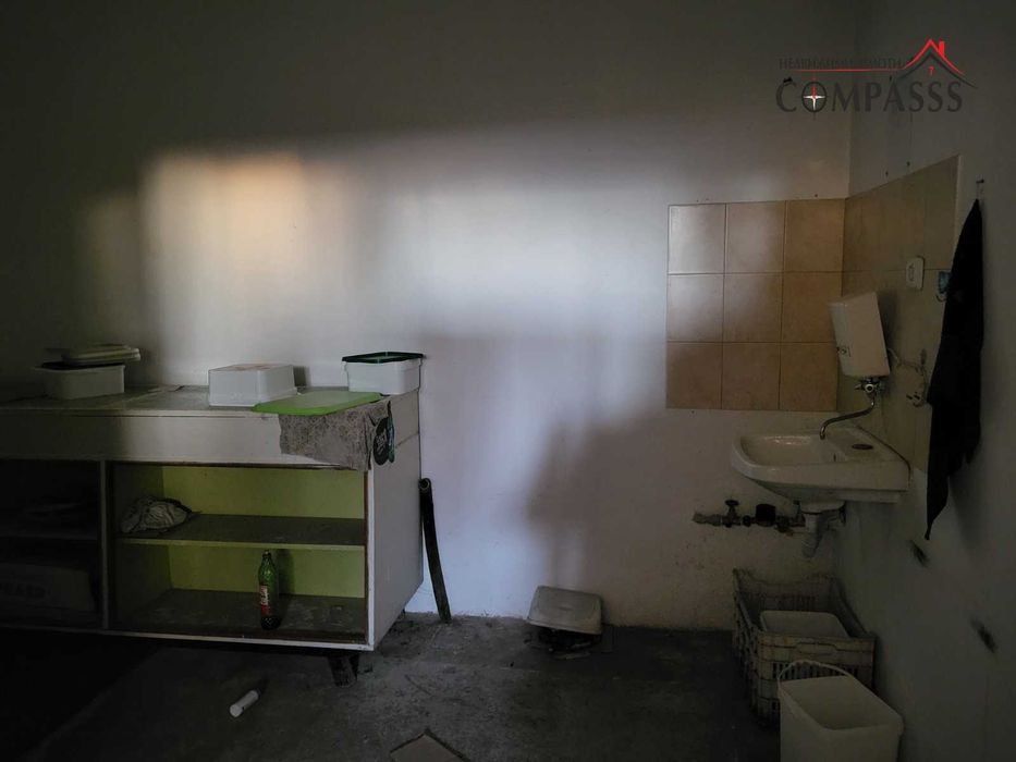 Продава се Магазин в с. Преселенци, Област Добрич - 202 кв.м за 240 €/кв.м - Снимка #7