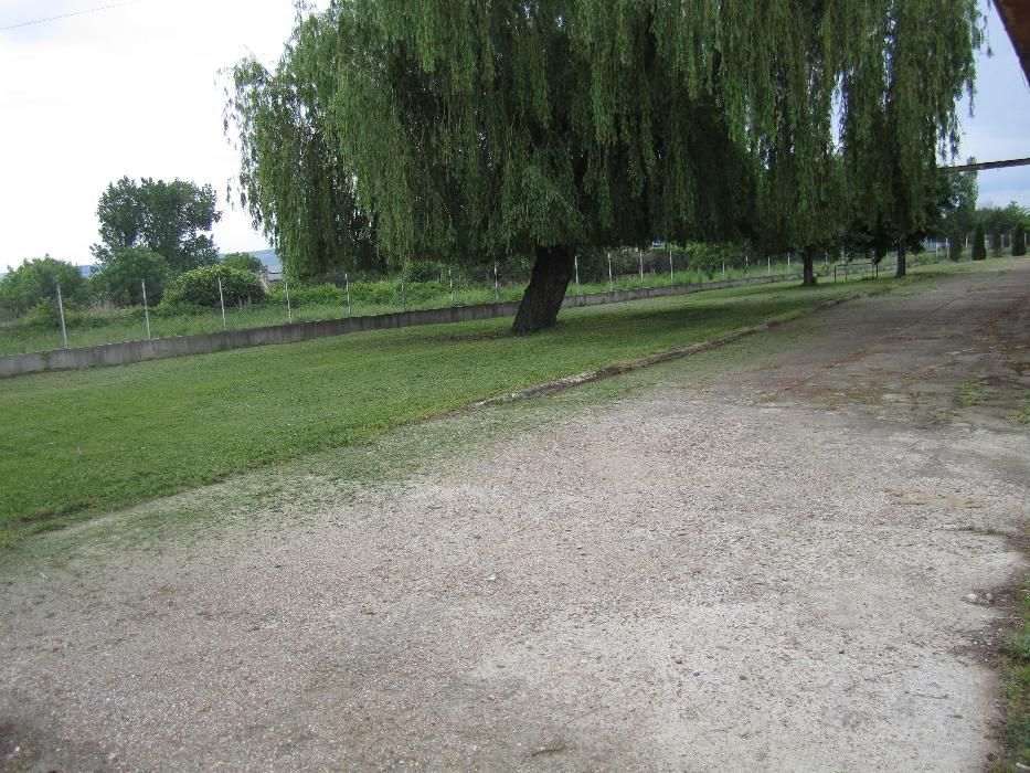 Складова база Договаряне