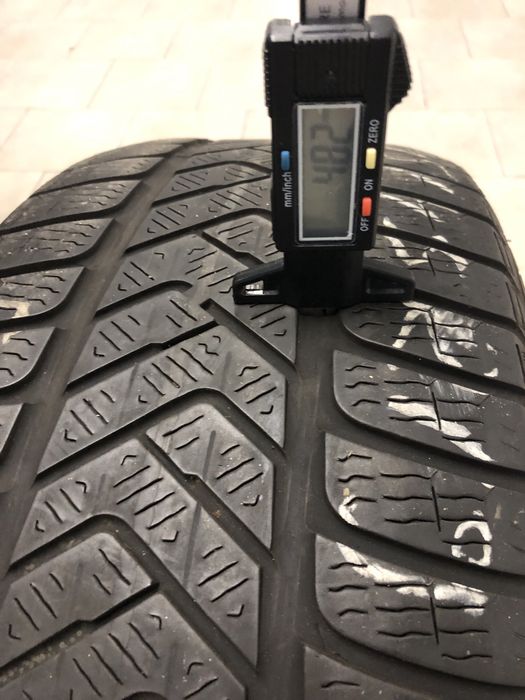 Зимна гума 255/45/19 Pirelli Sottozero