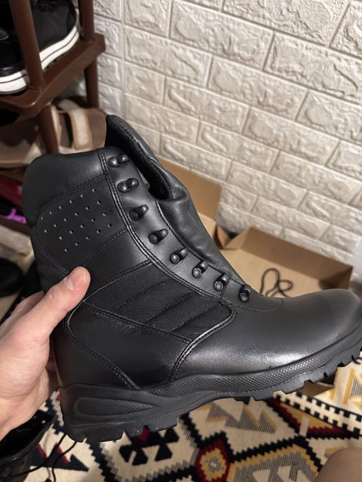 Продам берцы новые от бутекс