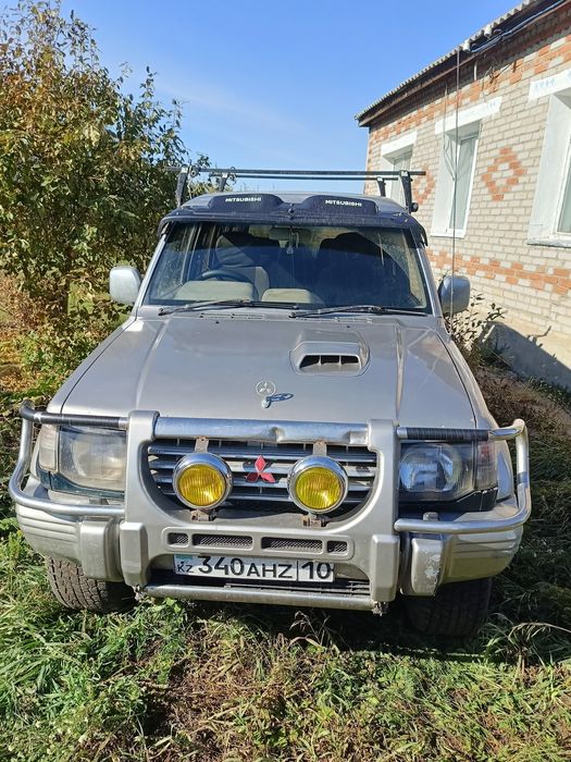 Митсубиси Паджеро дизель 2.8