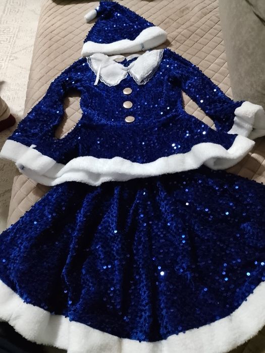 Прадётся кастюм.