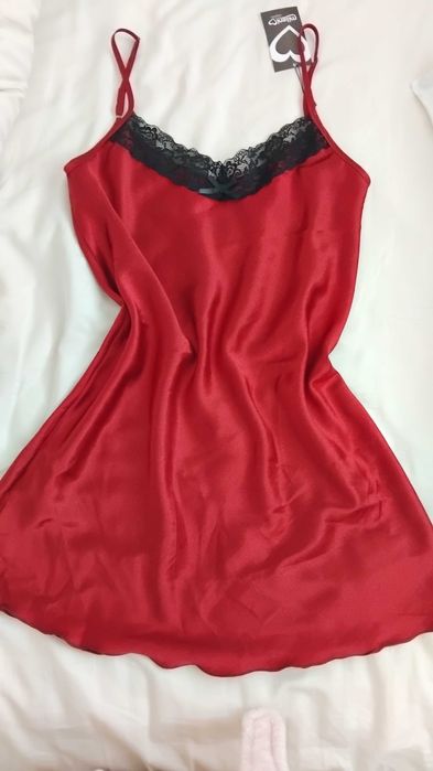 Дамска нощница сатен