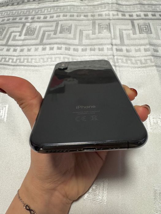 Продавам iPhone XS – 256 GB | Батерия 100%