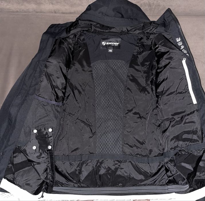 Горнолыжный куртка