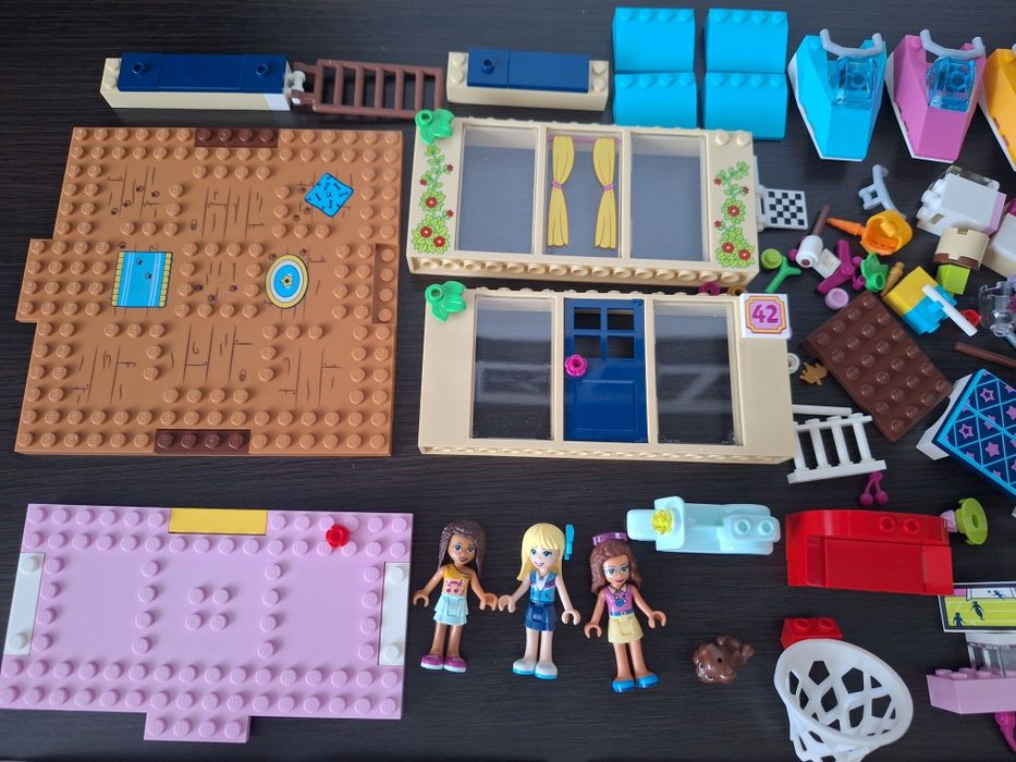 LEGO® Juniors Casa lui Stephanie de langa lac (10763)